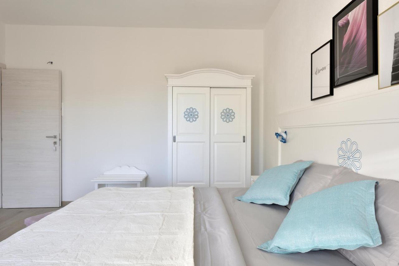 Inah Rooms Dorgali Exterior photo